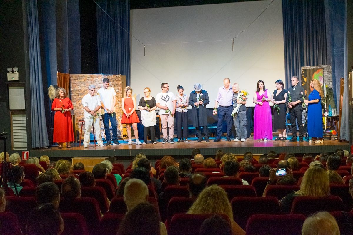 Το Α΄Θεατρικό Εργαστήρι Δήμου Βύρωνα παρουσίασε με μεγάλη επιτυχία την κωμωδία 