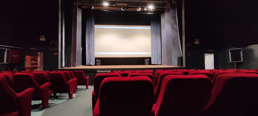 Ακύρωση της παράστασης 