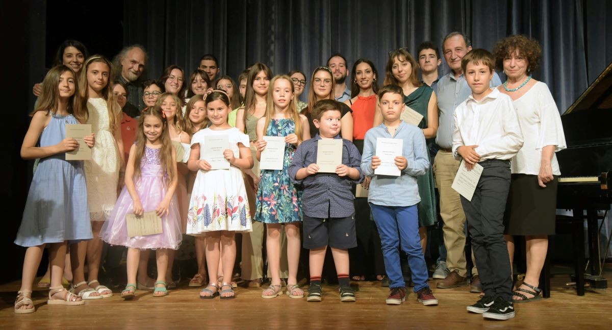 Μια βραδιά γεμάτη μελωδίες πιάνου από τους μαθητές των καλλιτεχνικών εργαστηρίων Βύρωνα 