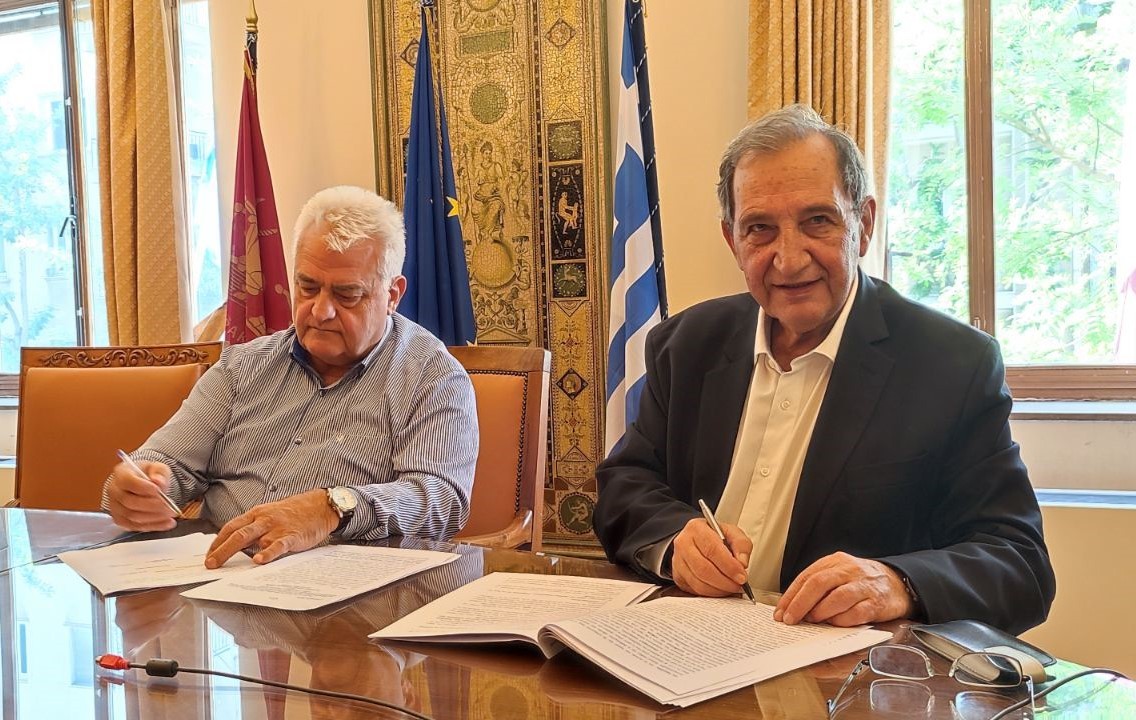 Έξι νέες συμβάσεις υπέγραψε ο Δήμαρχος Βύρωνα  με το Ταμείο Παρακαταθηκών & Δανείων