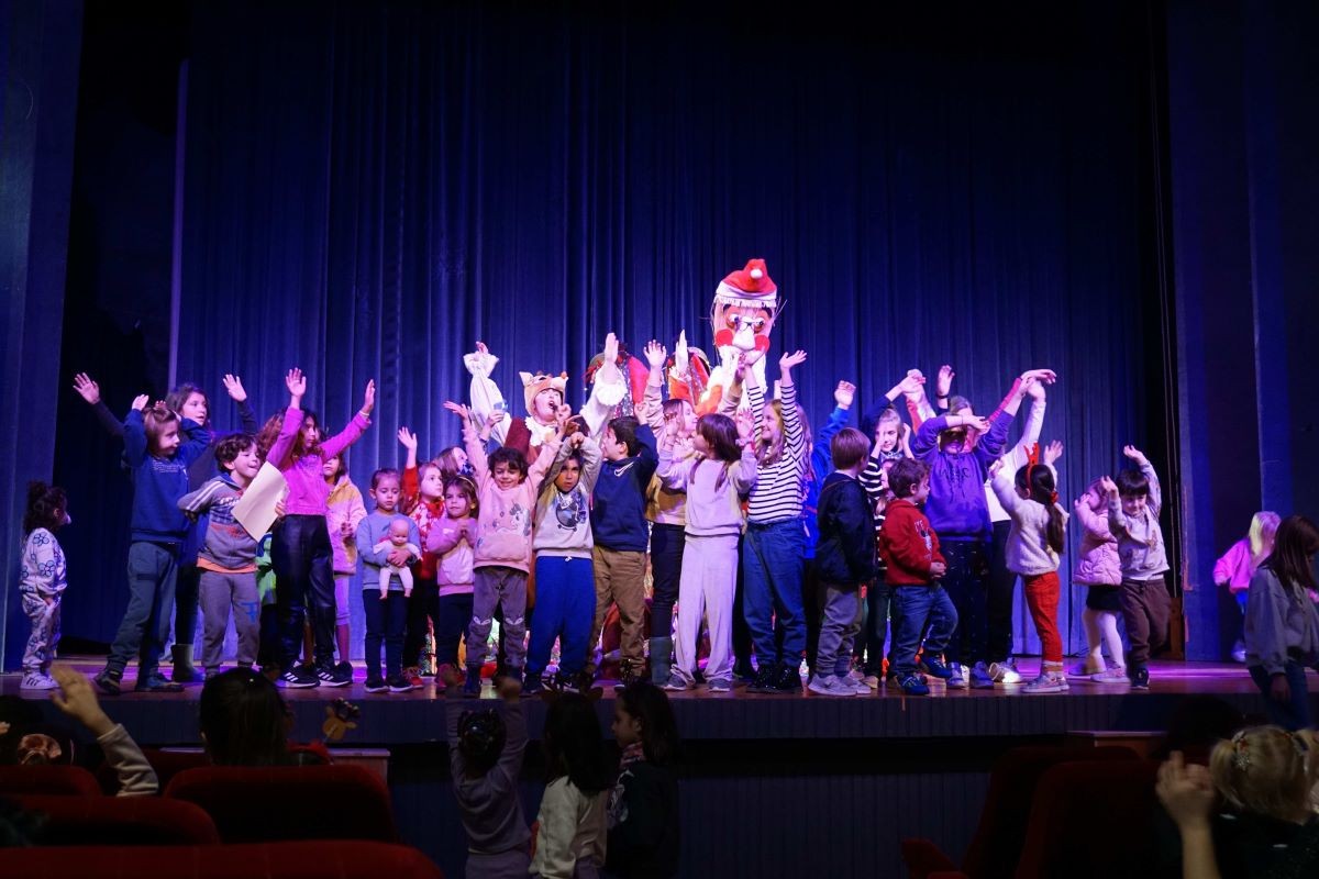 Ο «Ρούντολφ ο τραγουδιστής…αλλά της όπερας»... μάγεψε μικρούς και μεγάλους