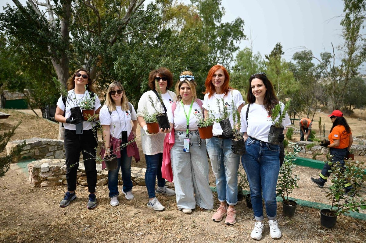 Εθελοντική δράση στον Υμηττό με τον ΣΠΑΥ για τους ωφελούμενους του Προγράμματος