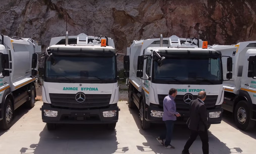Έξι νέα οχήματα κόστους 1 εκατ. ευρώ παρελήφθησαν για την καθαριότητα του Δήμου Βύρωνα (VIDEO)