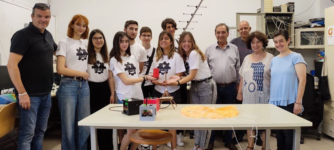 Καλή επιτυχία στην ομάδα V-Space του 5ου Λυκείου Βύρωνα, στον Ευρωπαϊκό Διαγωνισμό CanSat in Europe 2023!