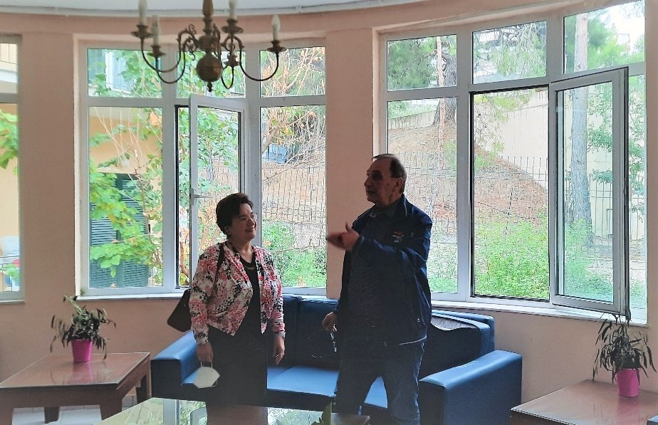 Αναβαθμίζονται οι εγκαταστάσεις του Ξενώνα, του ΚΑΠΗ και της ΤΟ.Μ.Υ. Καρέα