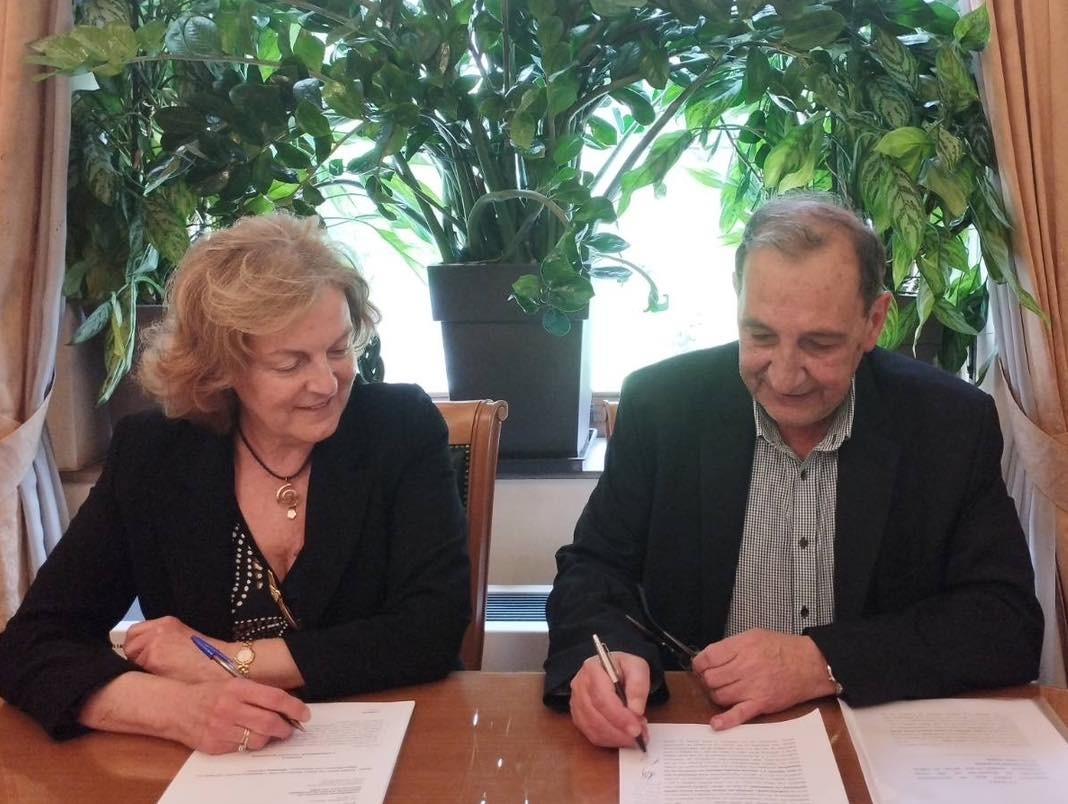 Πέντε εκατομμύρια ευρώ για έργα στην πόλη μας - Ο Βύρωνας γίνεται έξυπνος και φιλικός σε κατοίκους κι επισκέπτες!