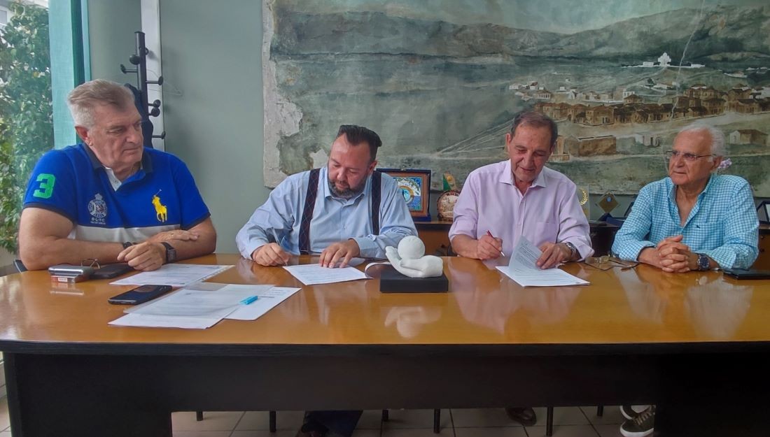 Υπεγράφη η σύμβαση αντικατάστασης του οδοφωτισμού με φωτιστικά LED,  σε όλο το Βύρωνα!