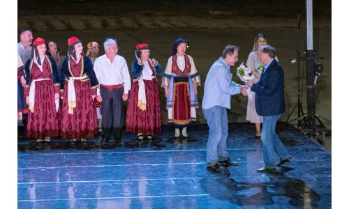 Στο κατάμεστο Θέατρο Βράχων παρουσιάστηκε η ετήσια παράσταση του Κέντρου Μελέτης Χορού Ι. & Ρ. Ντάνκαν