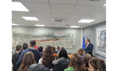 Επίσκεψη Μαθητών του 8ου Δημοτικού στο Δημαρχείο του Βύρωνα