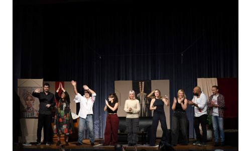 Με μεγάλη επιτυχία παρουσιάστηκε η παράσταση “Ο Χωρισμός ...σου πάει πολύ” από το Α΄Θεατρικό Εργαστήρι του Δήμου Βύρωνα