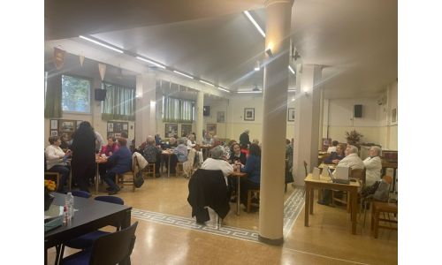 Μια όμορφη απογευματινή συνάντηση γεμάτη ιστορία, γεύση και συζήτηση για το τσάι στο ΚΑΠΗ Αγ. Τριάδας