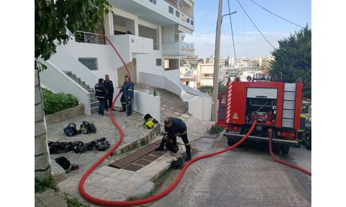 Άμεση η κινητοποίηση της Π.Υ., της Πολιτικής Προστασίας Δήμου Βύρωνα και του Κέντρου Προστασίας Δασών & Φυσικού Περιβάλλοντος Βύρωνα, σε πυρκαγιά σε διαμέρισμα στον Καρέα