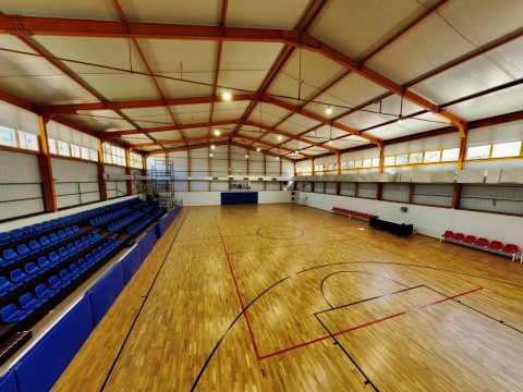 Παραδόθηκε το πλήρως ανακαινισμένο Κλειστό Γυμναστήριο στα σχολεία της Ανάληψης (video)