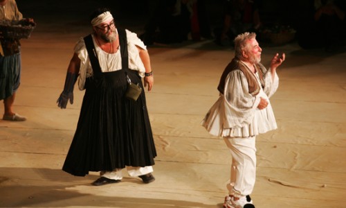 Από την παράσταση <i>Αχαρνής</i>