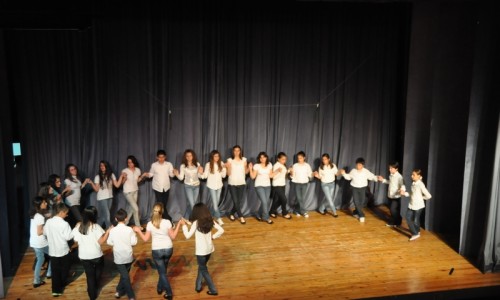 Χοροί και δρώμενα από Κρήτη, Πόντο και Ανατολική Ρωμυλία από τους μαθητές των 5ου και 11ου Δημοτικών Σχολείων