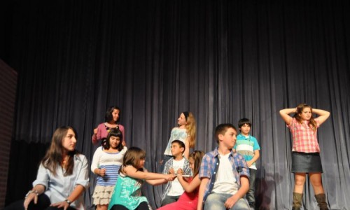 Από την παράσταση <i>Η ζωή μας... ποδήλατο</i> από τους μαθητές του 9ου Δημοτικού Σχολείου