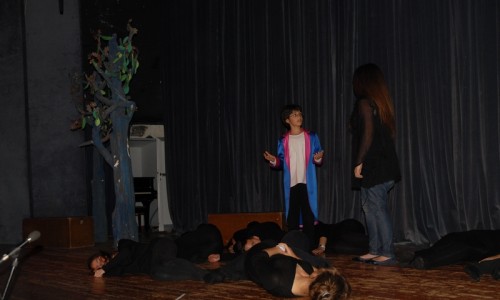 Από την παράσταση <i>Μικρός Πρίγκηπας</i> - 7ο Δημοτικό