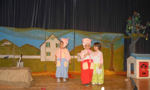 Την Τετάρτη 9 Μαΐου, τη σκυτάλη πήραν οι μαθητές του 12ου Νηπιαγωγείου, οι οποίοι παρουσίασαν <i>Παραμύθια και Μύθους από την Ελλάδα</i>. 