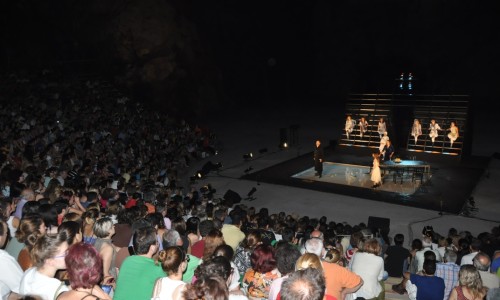 Από την παράσταση <i>Ιφιγένεια εν Αυλίδι</i> 