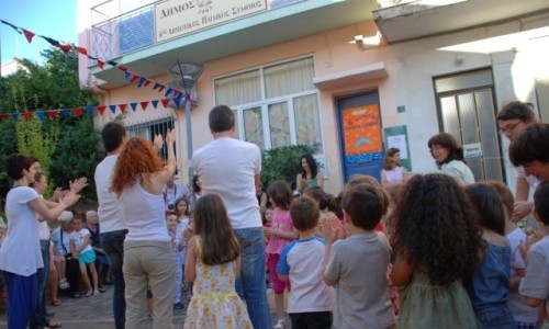 Σε χώρο παιχνιδιού και δημιουργίας μετατράπηκε για δύο ώρες ο πεζόδρομος του 6ου ΔΠΣ.