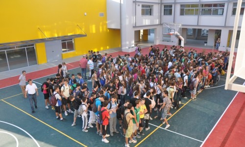 Πρώτη μέρα των μαθητών στο νέο τους σχολείο 