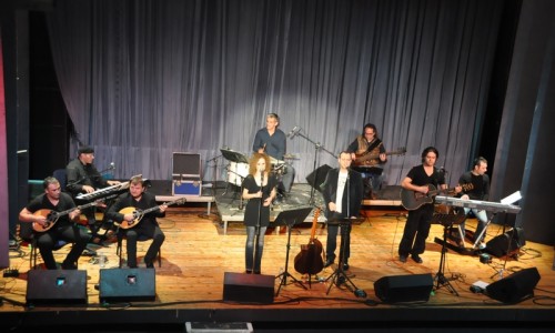 Τραγούδια-ορόσημο της ελληνικής δισκογραφίας περιελάμβανε το μουσικό αφιέρωμα «Μικρά Ασία», 