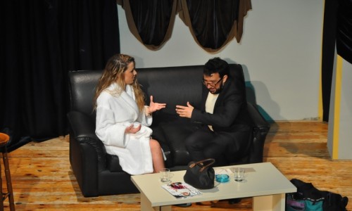 «¶λλα λόγια ν’αγαπιόμαστε»