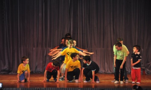 Ο ρυθμός κυριαρχεί, στις 11 Απριλίου! Hip-hop