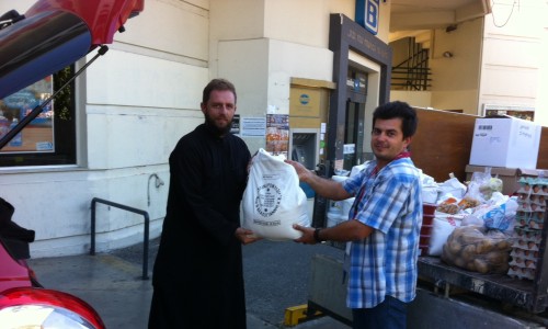 Ο Δήμος μας ενισχύει το πρόγραμμα σίτισης απόρων, έχοντας προσφέρει μέχρι στιγμής περίπου 6 τόνους τροφίμων 