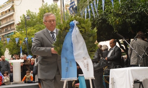 28 Οκτωβρίου: Κατάθεση στεφάνου από τον κ. Χρήστο Γώγο (Νεά Εποχή Βύρωνα)