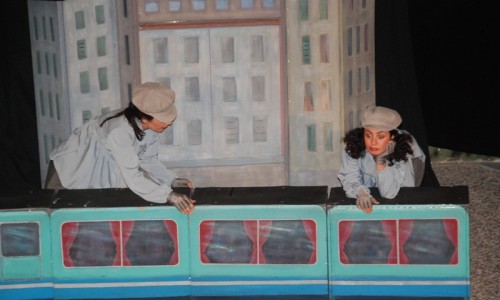 Πλατεία Κολλημένου - Ο Γαργαλιστής του Δημήτρη Μπασλάμ