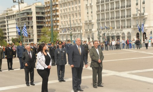 Κυριακή 19 Απριλίου 2015