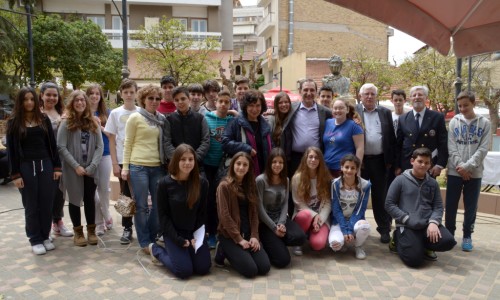 Δευτέρα 20 Απριλίου 2015