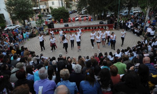 Ομάδα ερασιτεχνών του Πολιτιστικού Συλλόγου ARTIBUS