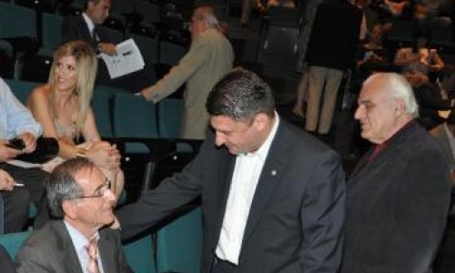 Ο Δήμαρχος Βύρωνα Νίκος Χαρδαλιάς και ο Πρόεδρος της ΕΣΗΕΑ Πάνος Σόμπολος